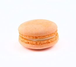 cupcake mango macaron
